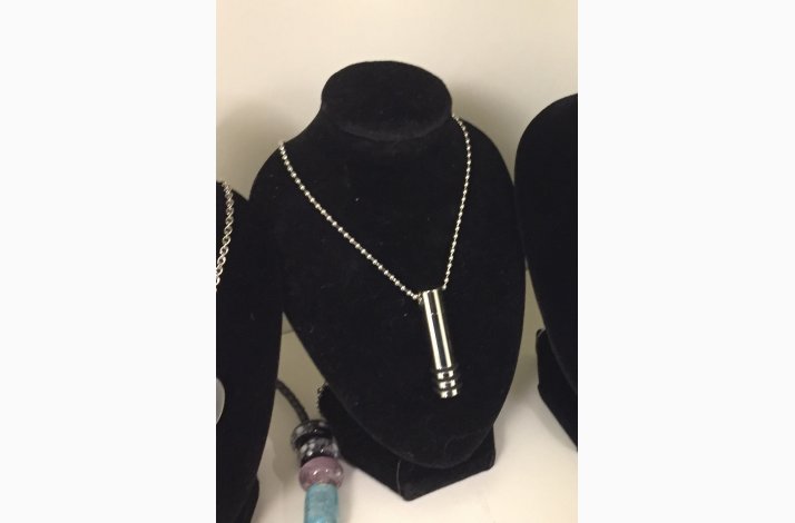 St�lsylinder, smykke